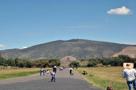 Tour Teotihuacan Pyramids