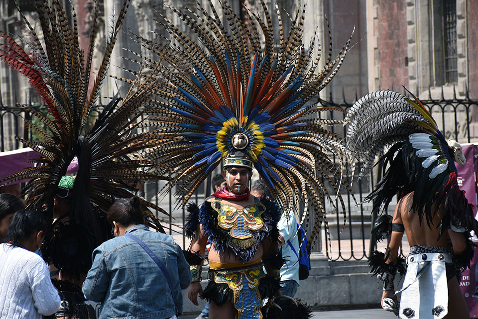 Tour through the streets and the historic center of Mexico